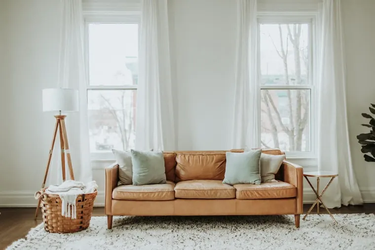 Airbnb & Holiday Home Cleaning in Dubai. Twin Cleaners